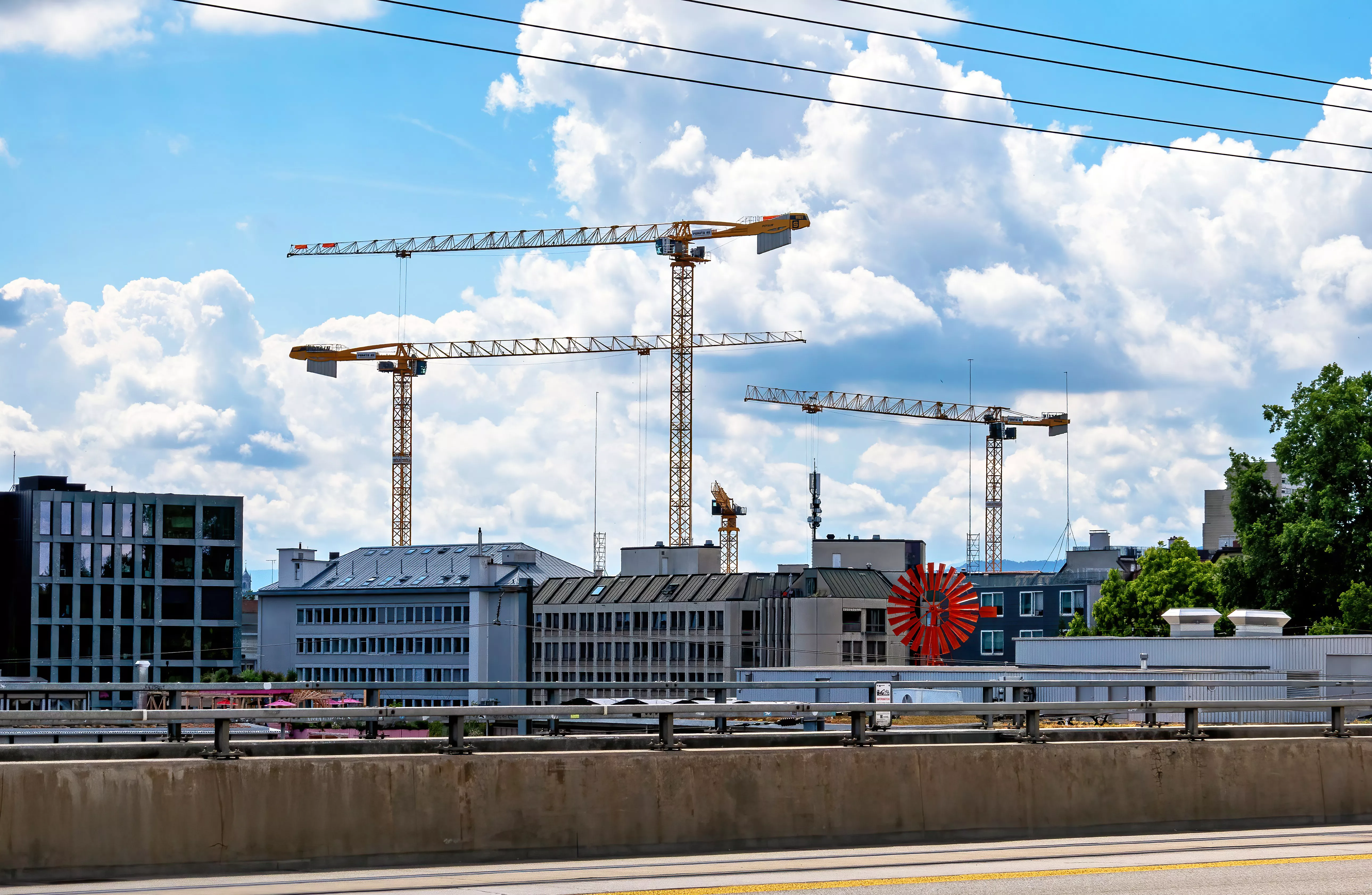 260703 Potain Ernastrasse ZRH 001 Retusche