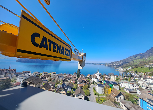 Montage de la nouvelle grue MDT 159