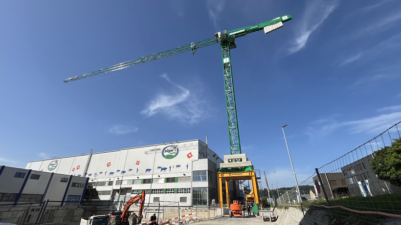 Montage d'une nouvelle grue MDT 319